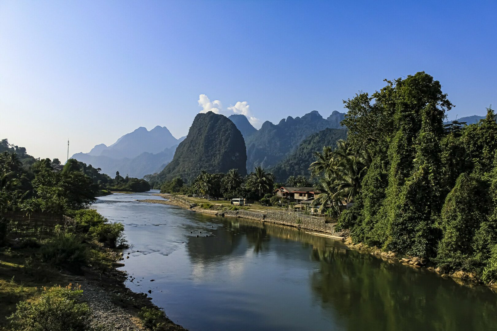 Karstberge Laos bei Vang Vieng