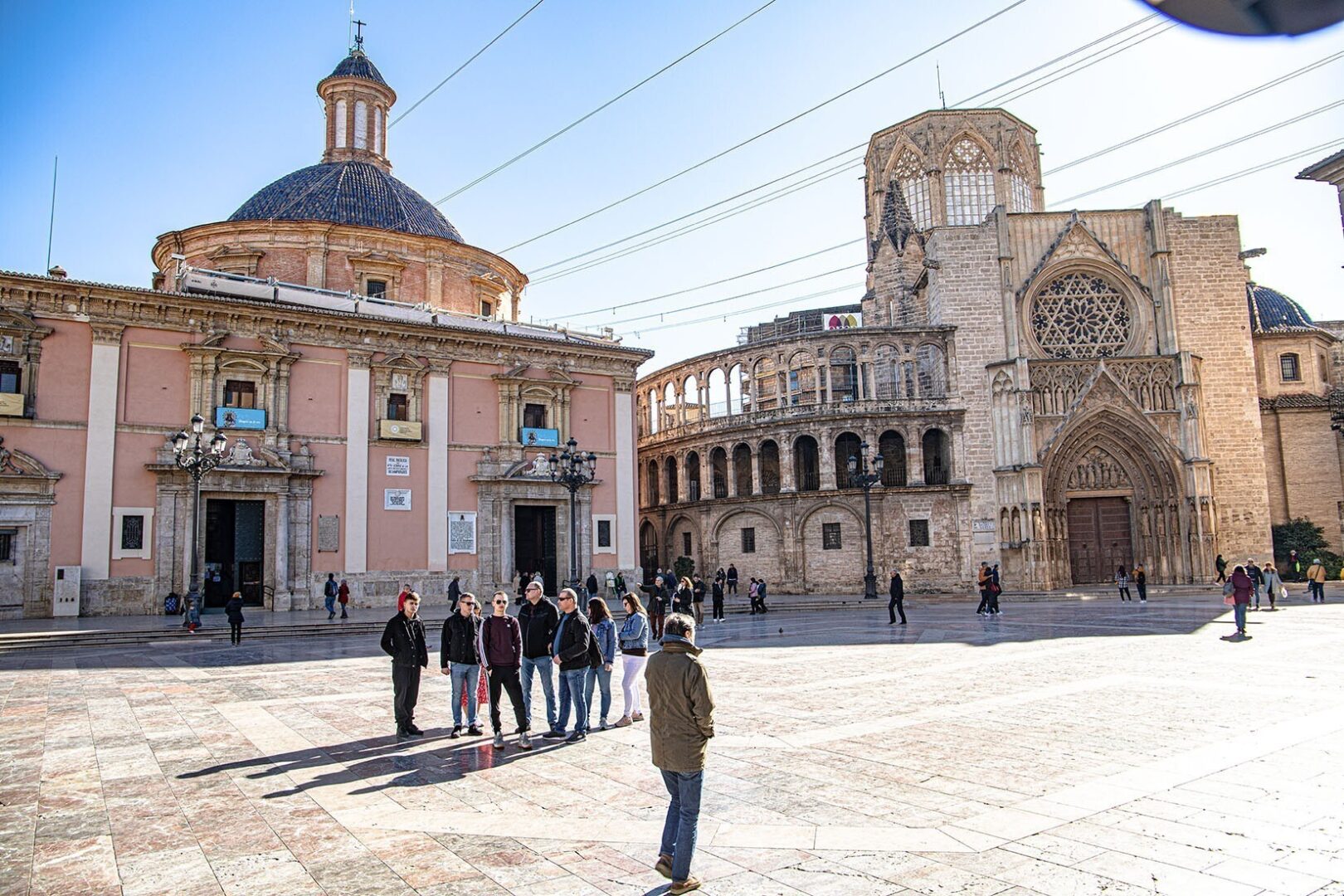 Real Basílica De Nuestra Señora De Los Desamparados & Kathedrale - Valencia
